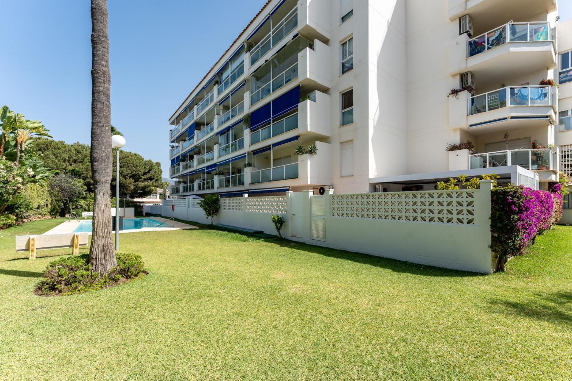 Malagasuite Marbella Pool Paradise Exterior photo